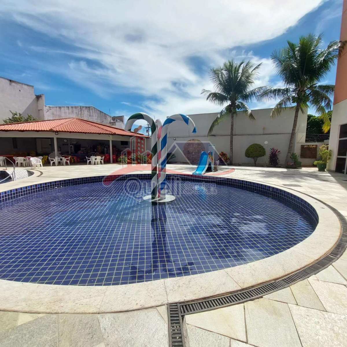 Apartamento à venda, no Residencial Ponta Verde em Caldas Novas, Centro, com 2 quartos, 60m² - Queli Gomes de Oliveira