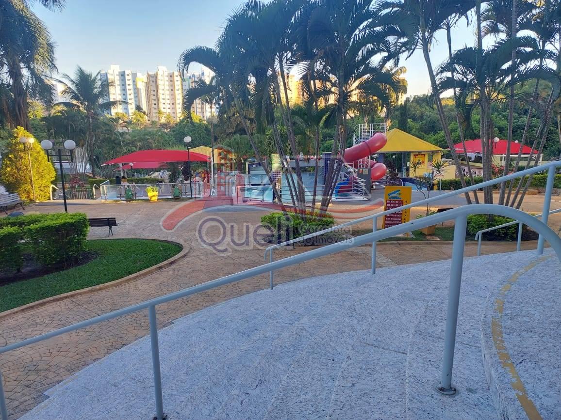 Apartamento à venda, com 2 quartos, no Residencial Sol das Caldas Apart service, em Caldas Novas(GO) - Queli Gomes de Oliveira