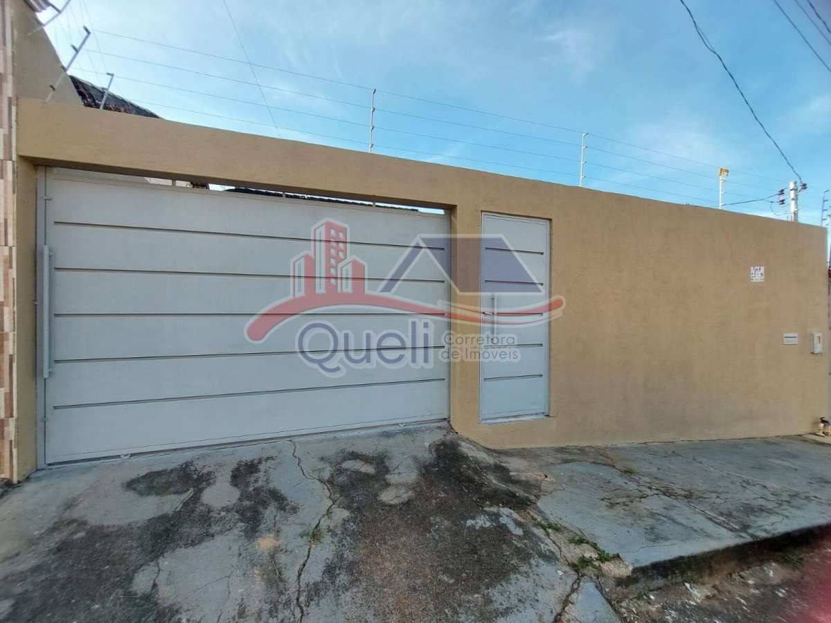 Casa à venda em Caldas Novas, Residencial Santa Clara, com 2 quartos, 70,95m² - Queli Gomes de Oliveira