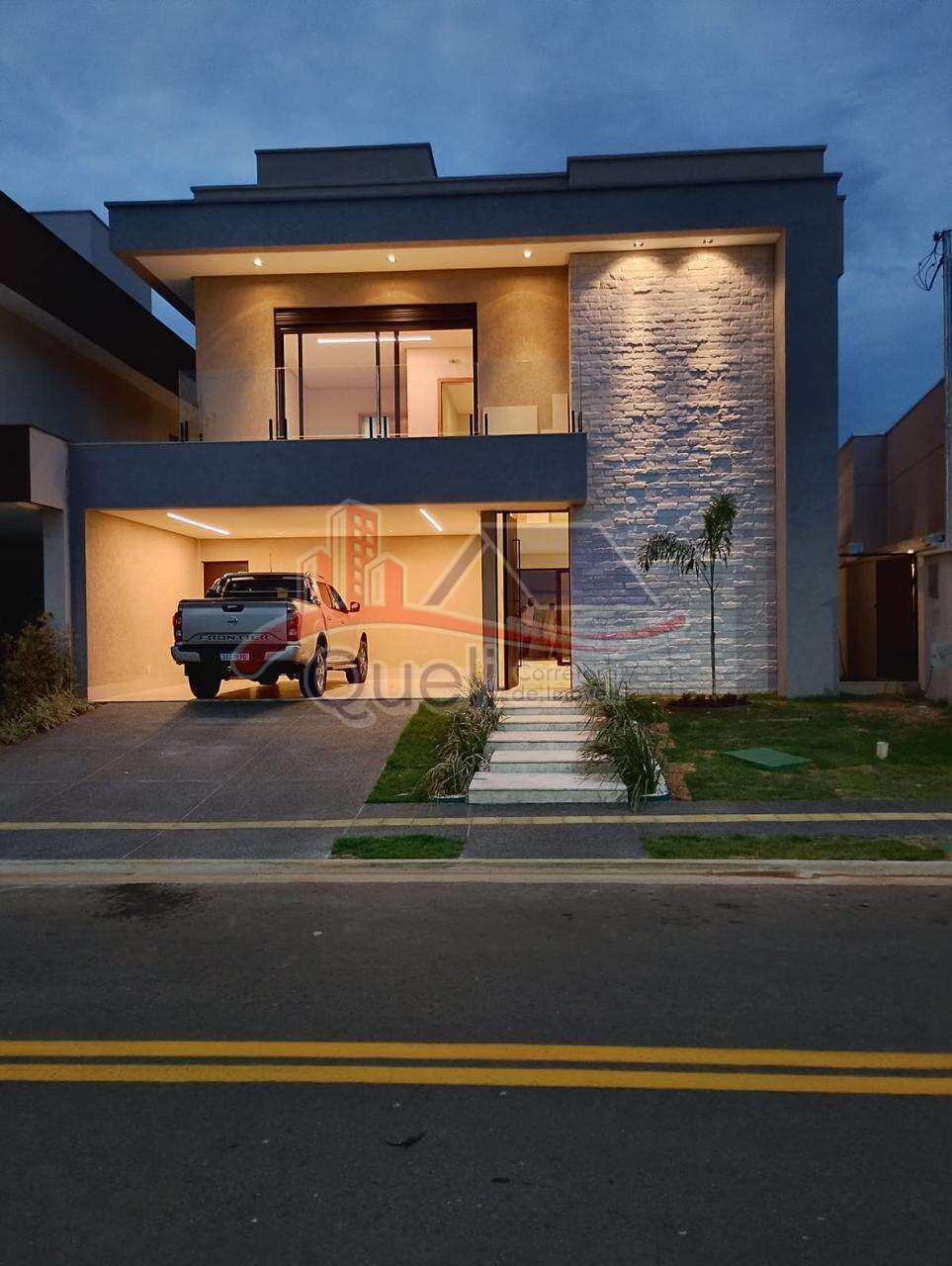 Casa à venda em Senador Canedo, Jardins Bolonha, com 4 quartos, 300m²