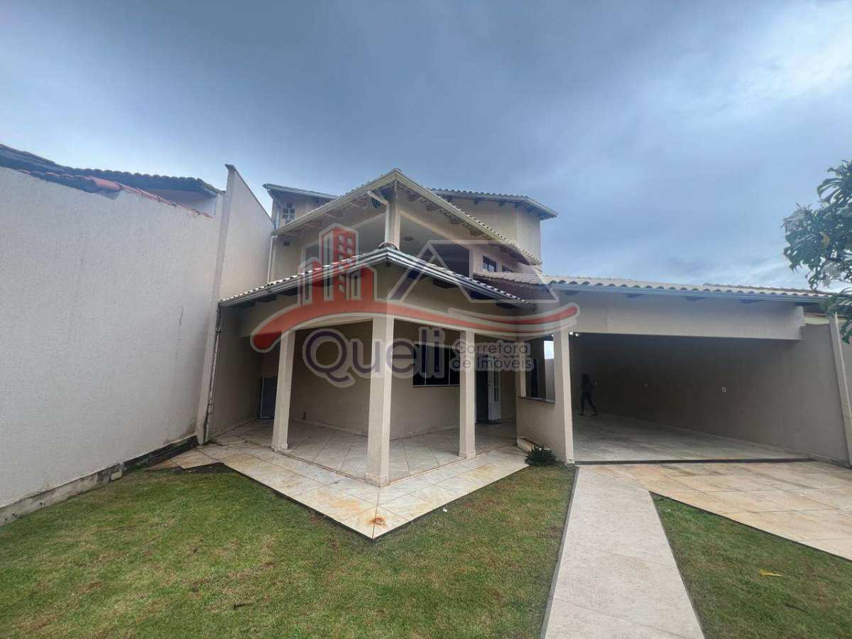 Sobrado à venda, 6 Quartos, Caldas Novas GO